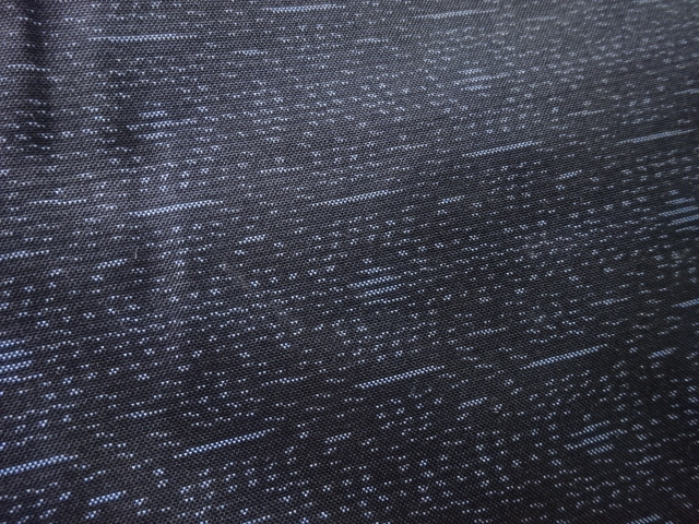 アンティーク　抽象模様織り出し本場泥大島紬着物